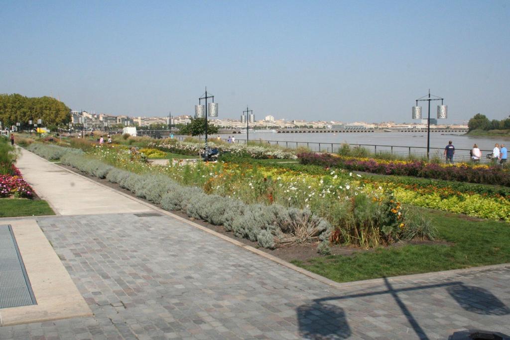 Ausone Beautiful Loft Apartment In Historical Center + Terrace And Parking 보르도 외부 사진